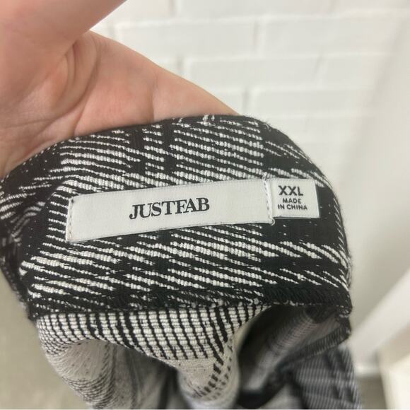JustFab Black Plaid Knit Wrap Skirt Size XXL - Picture 3 of 10